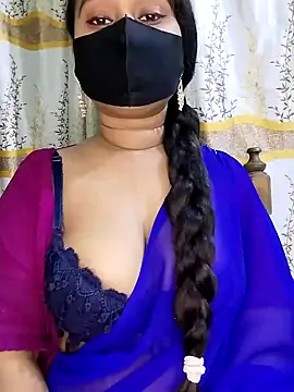 Idhika Paul online show from 9, 2, 2025