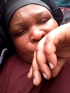 HOTSUGARX5 online show from 18, 12, 2024