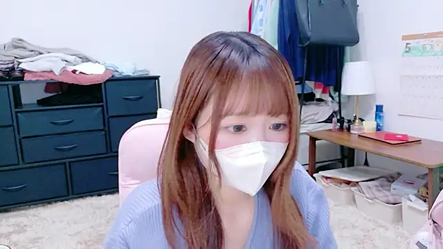 Yui-Ch online show from 10, 5, 2026