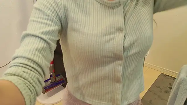 Snapshot of sayaka_xo chatting on 30, 1, 2025 sayaka xo online show from 30, 1, 2025