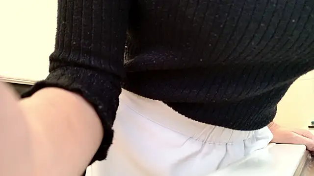 Snapshot of sayaka_xo chatting on 3, 2, 2026 sayaka xo online show from 3, 2, 2026