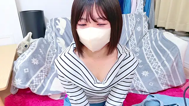 Snapshot of Minami_San chatting on 4, 12, 2024 Minami San online show from 4, 12, 2024