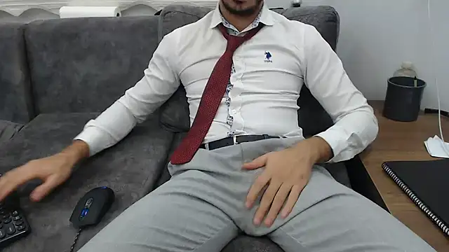 Naughtb0y online show from 22, 12, 2024