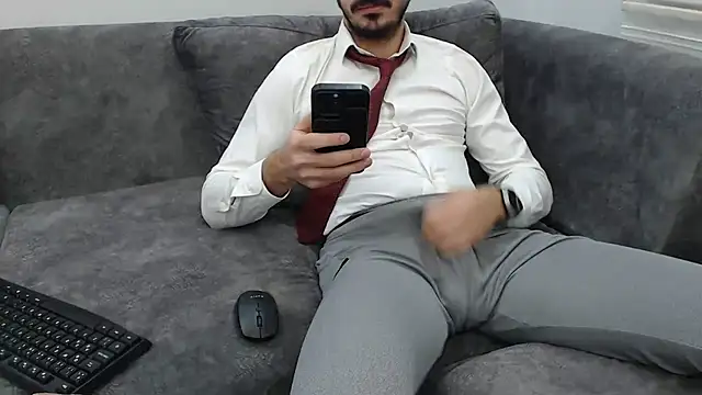 Naughtb0y online show from 9, 1, 2026