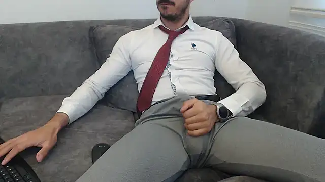 Naughtb0y online show from 3, 5, 2026