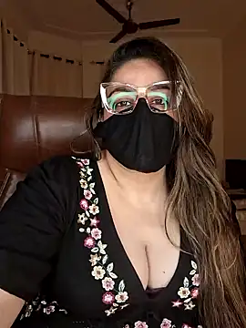 SEXY-Sardarni online show from 10, 12, 2024