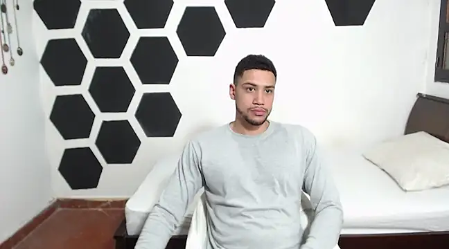 Jhors  Collens online show from 21, 1, 2025