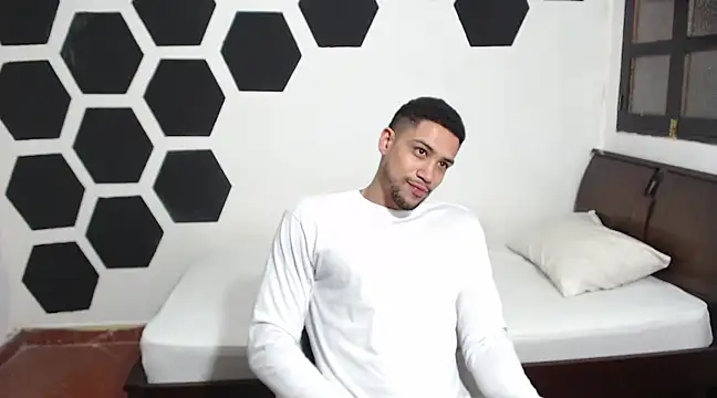 Jhors  Collens online show from 23, 1, 2025