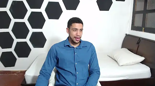 Jhors  Collens online show from 30, 1, 2025