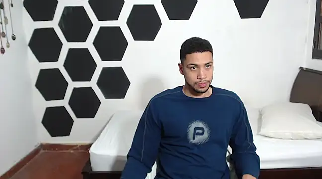 Jhors  Collens online show from 6, 2, 2025