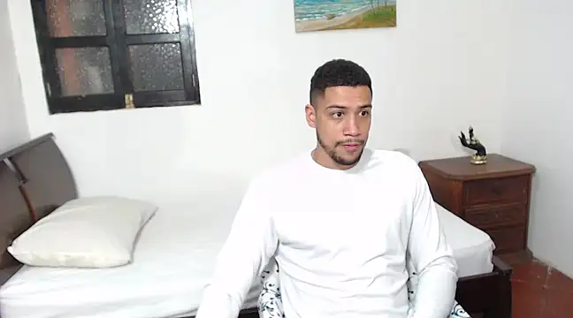 Jhors  Collens online show from 12, 3, 2025