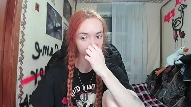 Roxy Silver online show from 4, 12, 2024