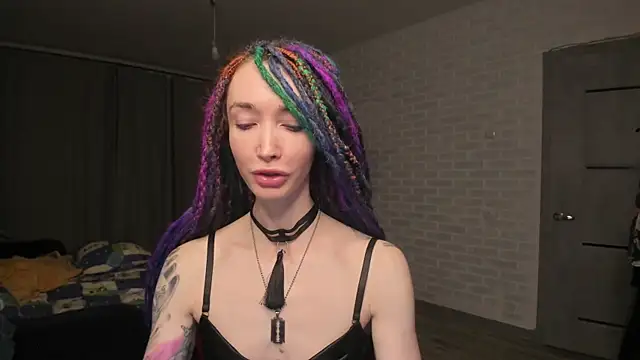 Roxy Silver online show from 22, 12, 2024