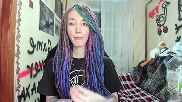 Roxy Silver online show from 19, 1, 2025