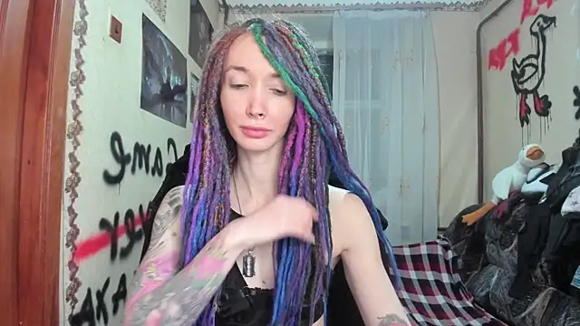 Roxy Silver online show from 24, 1, 2025