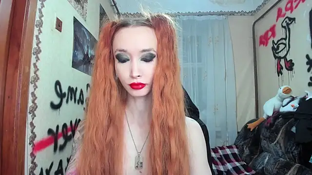 Roxy Silver online show from 16, 2, 2025