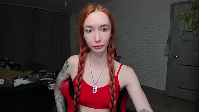 Roxy Silver online show from 7, 10, 2025