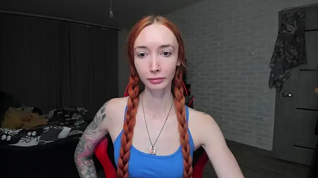 Roxy Silver online show from 20, 10, 2025