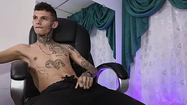 Stuart Boy  online show from 7, 1, 2025