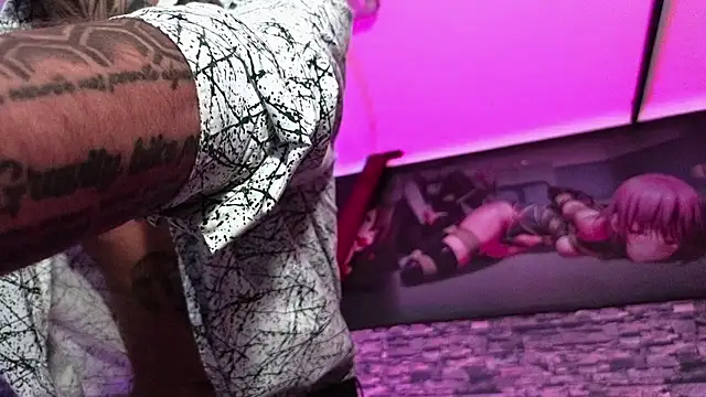 Stuart Boy  online show from 28, 9, 2025