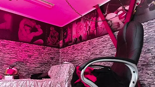 Stuart Boy  online show from 7, 10, 2025