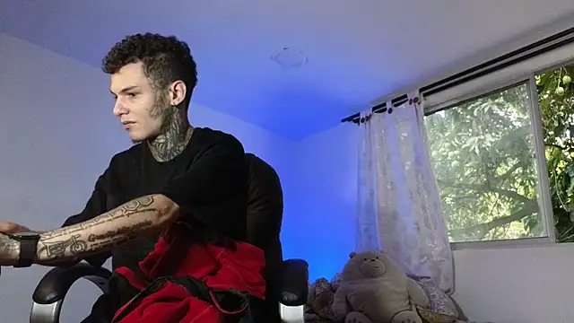 Stuart Boy  online show from 18, 10, 2025