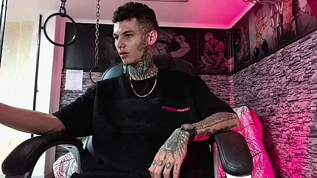 Stuart Boy  online show from 27, 10, 2025