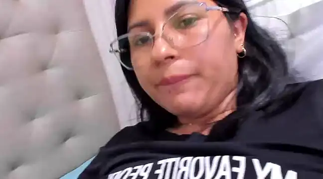 Latin Rachell3 online show from 29, 1, 2025