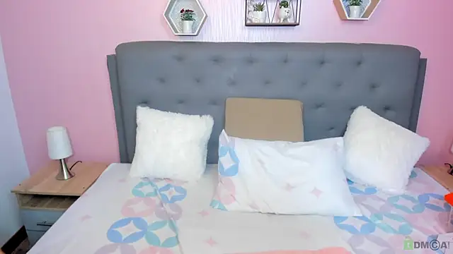 Latin Rachell3 online show from 20, 9, 2025