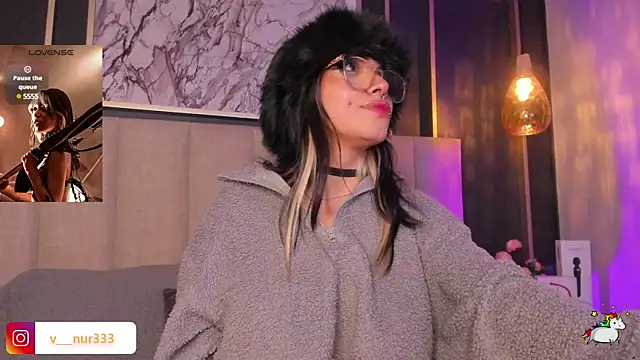 Violetta Nur online show from 14, 12, 2024