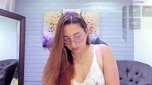 Snapshot of _LaraMom_ chatting on 26, 2, 2026 LaraMom online show from 26, 2, 2026