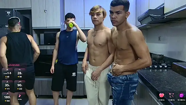 Snapshot of Boysgang_sex chatting on 30, 12, 2024 Boysgang sex online show from 30, 12, 2024