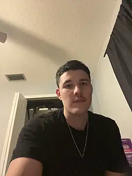 Snapshot of Shaded24 chatting on 1, 11, 2025 Shaded24 online show from 1, 11, 2025