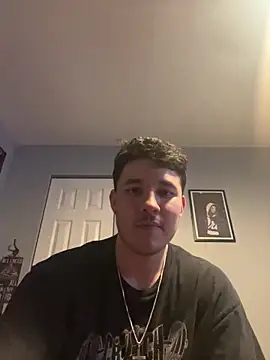 Snapshot of Shaded24 chatting on 6, 3, 2026 Shaded24 online show from 6, 3, 2026