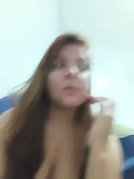 Snapshot of Bruninha_Hot10 chatting on 19, 2, 2026 Bruninha Hot10 online show from 19, 2, 2026