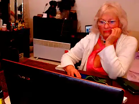 Natali7634 online show from 9, 12, 2024