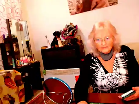 Natali7634 online show from 10, 1, 2025