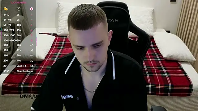 Larstar01 online show from 19, 3, 2026