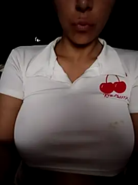 tiffani  love online show from 15, 2, 2026