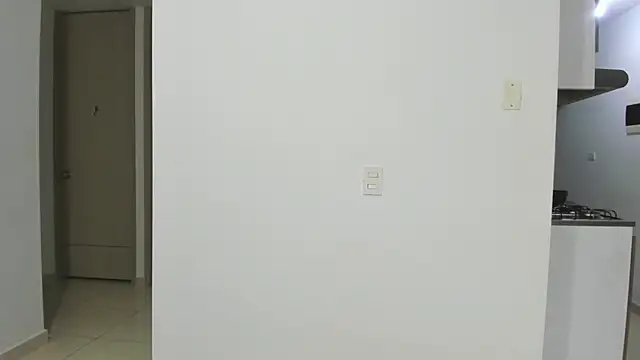 Snapshot of Emi_latingirl chatting on 18, 10, 2025 Emi latingirl online show from 18, 10, 2025