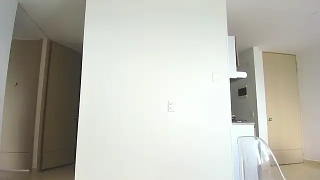 Snapshot of Emi_latingirl chatting on 23, 10, 2025 Emi latingirl online show from 23, 10, 2025