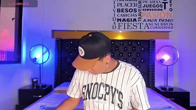 Angel Brown1  online show from 10, 12, 2024