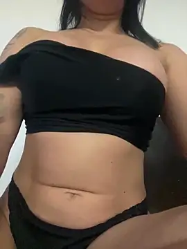 Snapshot of lulu_kis chatting on 6, 10, 2025 lulu kis online show from 6, 10, 2025