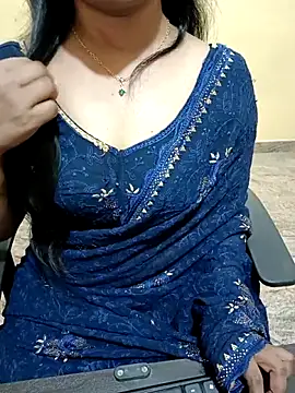 Snapshot of Nithya_05 chatting on 11, 10, 2025 Nithya 05 online show from 11, 10, 2025