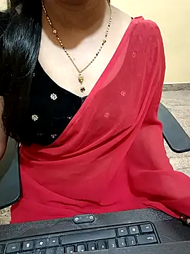 Snapshot of Nithya_05 chatting on 19, 10, 2025 Nithya 05 online show from 19, 10, 2025