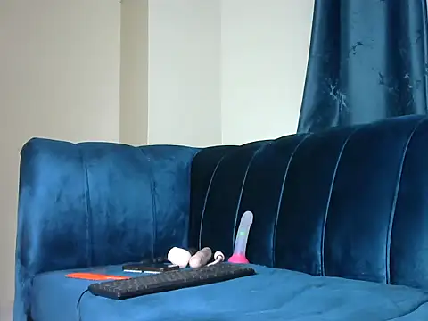 Petite lexii online show from 26, 9, 2025