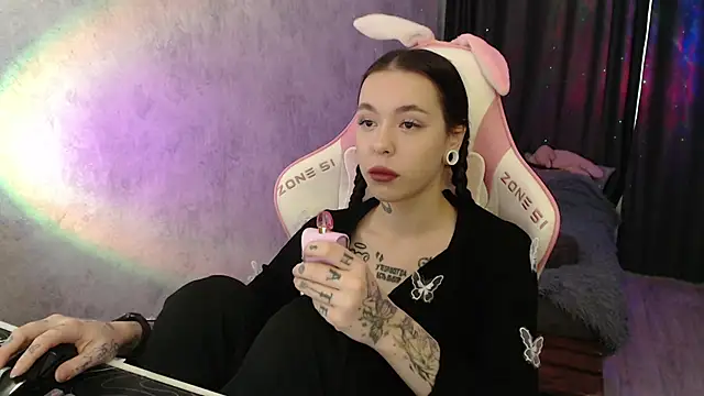 naughty dakota online show from 2, 2, 2026