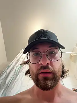 Snapshot of BuurningBoy chatting on 2, 2, 2025 BuurningBoy online show from 2, 2, 2025