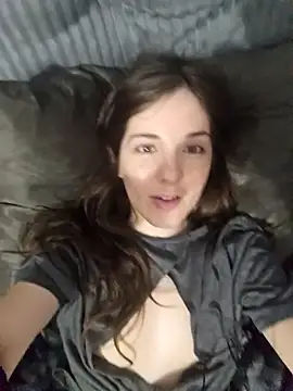 oxitocindi online show from 18, 10, 2025