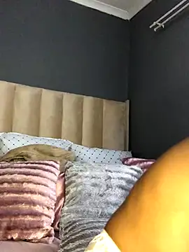 Snapshot of Nicole_Liam_ chatting on 19, 10, 2025 Nicole Liam  online show from 19, 10, 2025